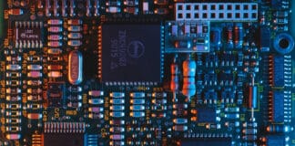 3 krytyczne błędy przy urządzaniu strefy EPA – jak uniknąć kosztownych pomyłek w ochronie antystatycznej?