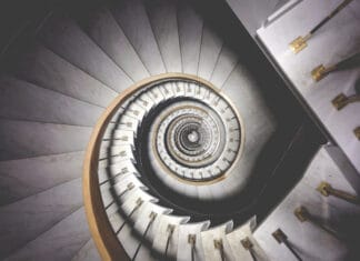 Schody drewniane – dlaczego to wciąż najlepszy wybór do domu? Schody drewniane – dlaczego to wciąż najlepszy wybór do domu?