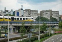 Z dworca PKP do centrum Głogowa – pieszo, autobusem czy taksówką?